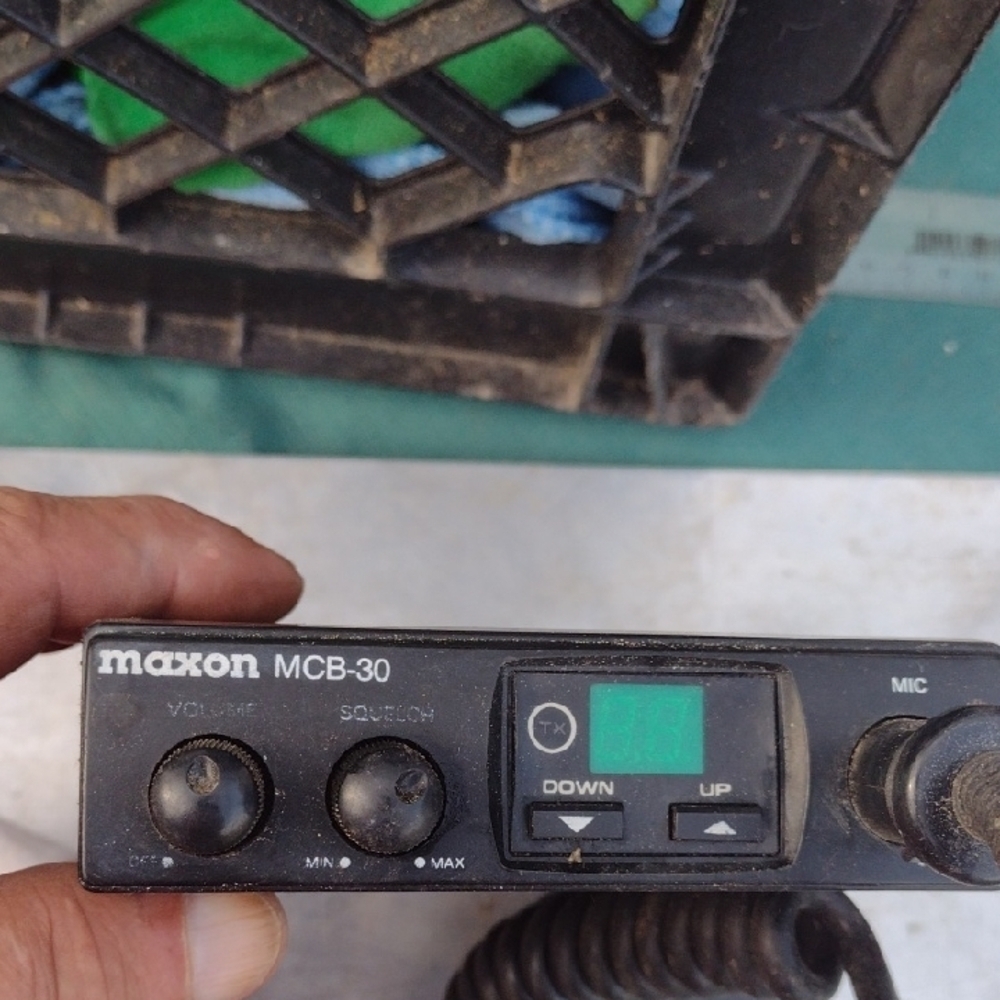 Maxon MCB-30 Radio Transceiver